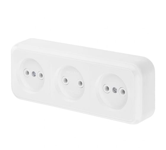 Розетка 3 ОП без заземления Пралеска РА16-263 белая 381295