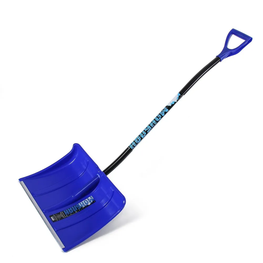 Лопата снегоуборочная 500*375мм с пластиковым черенком Монблан 68109